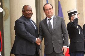 Army Officers Say They Are Taking Power - Gabon