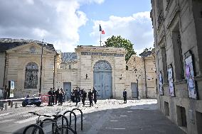 Meeting of Saint Denis " "Les Rencontres de Saint-Denis "