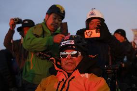 90-year-old adventure skier Miura on Mt. Fuji