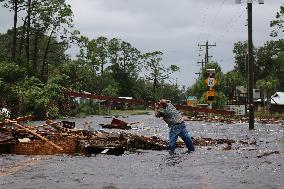 Hurricane Idalia Slams Into Florida