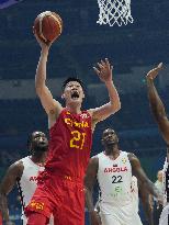 (SP)THE PHILIPPINES-MANILA-BASKETBALL-FIBA WORLD CUP-CLASSIFICATION ROUND-CHN VS ANG