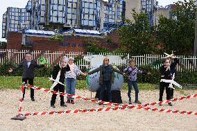 Environmental Activists Prostest In Front The Court - Bobigny