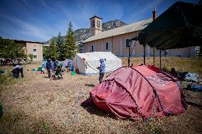 Refugee Camp - Briancon