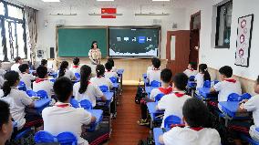 CHINA-SCHOOLS-NEW SEMESTER (CN)