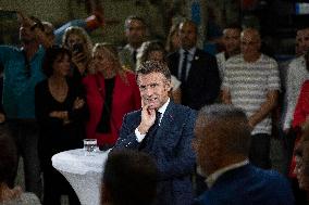 President Macron Visit To Argensol Vocational School - Orange