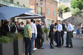 President Macron During A Trip On Vocational High School Reform - Baumes-De-Venise