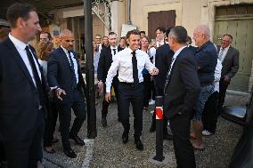 President Macron During A Trip On Vocational High School Reform - Baumes-De-Venise