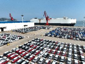 Vehicles Export in Lianyungang Port