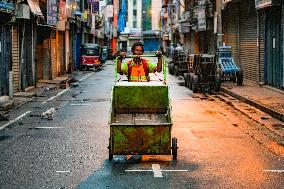 Daily Life In Colombo