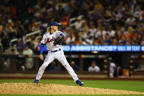 Texas Rangers v New York Mets