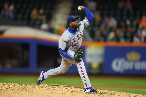 Texas Rangers v New York Mets