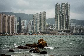 Hong Kong Typhoon Saola