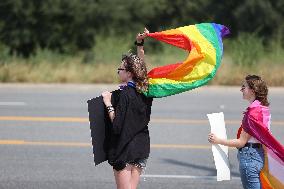 Pro-LGBT Demonstrators Protest New Katy ISD Gender Identity Policy