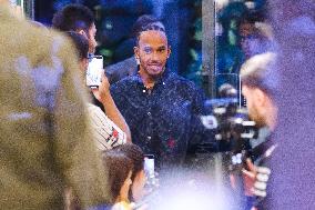 Titolo: Mercedes Driver Lewis Hamilton Meets Fans In The Tommy Hilfiger Store At The 2023 Formula 1 Pirelli Italian Grand Prix I