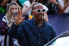 Titolo: Mercedes Driver Lewis Hamilton Meets Fans In The Tommy Hilfiger Store At The 2023 Formula 1 Pirelli Italian Grand Prix I