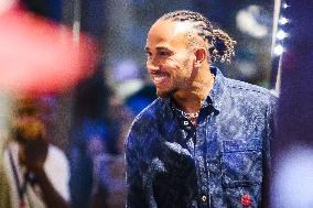 Titolo: Mercedes Driver Lewis Hamilton Meets Fans In The Tommy Hilfiger Store At The 2023 Formula 1 Pirelli Italian Grand Prix I