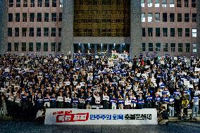 Candlelight Vigil To Condemn Yoon Suk-Yeol Government