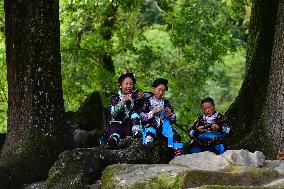 (EnchantingGuangxi)CHINA-GUANGXI-MIAO ETHNIC GROUP-TRADITIONAL COSTUME (CN)