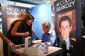 Nicolas Sarkozy Signs His Book - Paris