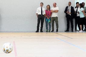 President Macron Visits Daniel-Argote Middle School - Orthez