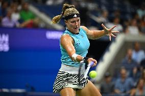 US Open - Quarter Final Muchova v Cirstea