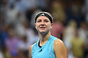 US Open - Quarter Final Muchova v Cirstea