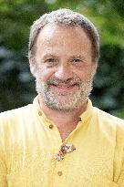 La Rochelle Fiction Festival Nominees 2023 : Cocktail Party-Paris