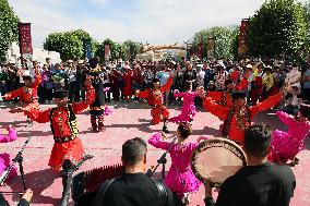 CHINA-XINJIANG-TAXKORGAN-TOURIST SERVICE (CN)