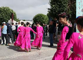 CHINA-XINJIANG-TAXKORGAN-TOURIST SERVICE (CN)
