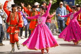 CHINA-XINJIANG-TAXKORGAN-TOURIST SERVICE (CN)