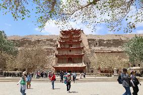 Xinhua Headlines: How ancient city on Silk Road attracts global fans