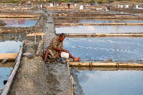 El Nino Boosts Salt Production In Indonesia