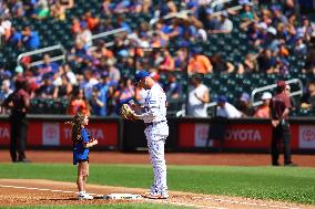 Seattle Mariners Vs. New York Mets