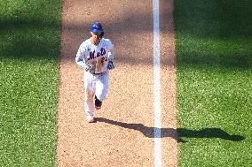 Seattle Mariners Vs. New York Mets