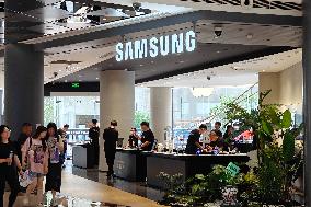 Samsung Flagship Store in Shanghai