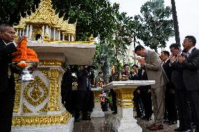 Thai Prime Minister Thavisin Chairs A Cabinet Meeting.