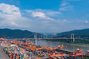 Guoyuan Port Trade Growth in Chongqing