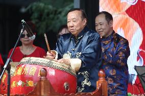 Chinese Musicians Perform During The Toronto Chinatown Festival