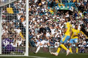 Leeds United v Sheffield Wednesday - Sky Bet Championship