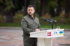 Danish PM Frederiksen Visits Kyiv