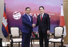 Japan-Cambodia meeting in Jakarta