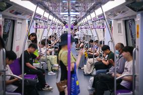 (SP)CHINA-HANGZHOU-19TH ASIAN GAMES-SUBWAY TRAIN (CN)