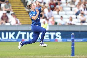 England Women v Sri Lanka Women - 1st Metro Bank ODI