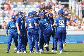 England Women v Sri Lanka Women - 1st Metro Bank ODI