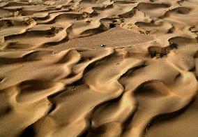 CHINA-XINJIANG-KASHGAR-DESERT-SCENERY (CN)