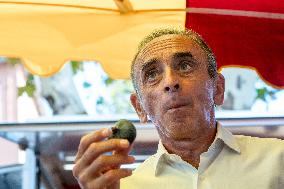 Eric Zemmour And Marion Marechal Visit To The Market - Cogolin