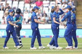 England Women v Sri Lanka Women - 1st Metro Bank ODI