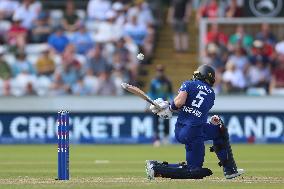 England Women v Sri Lanka Women - 1st Metro Bank ODI