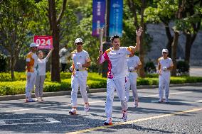 (SP)CHINA-JIAXING-ASIAN GAMES-TORCH RELAY (CN)