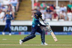 England Women v Sri Lanka Women - 1st Metro Bank ODI